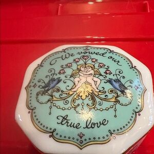 Music box porcelain, Japan